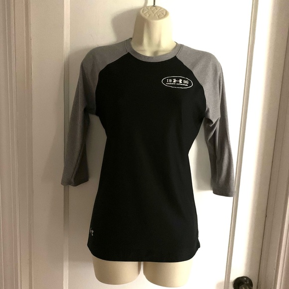 Under Armour Women’s Utility Heat Gear Shirt, 3/4 Length Sleeves, Size Small - Picture 2 of 7